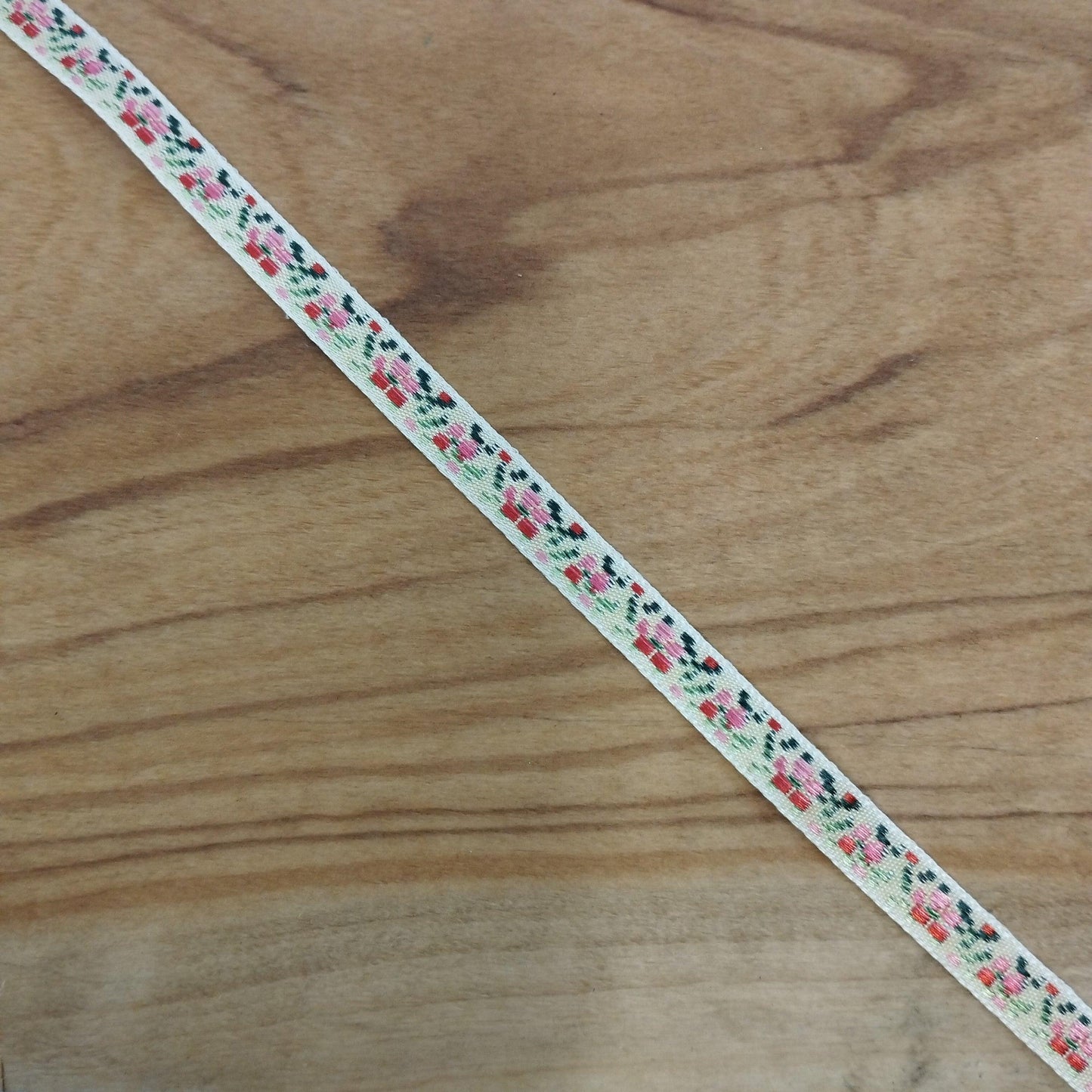 Galloncino ecru con fiorellini - Merceria Rispoli