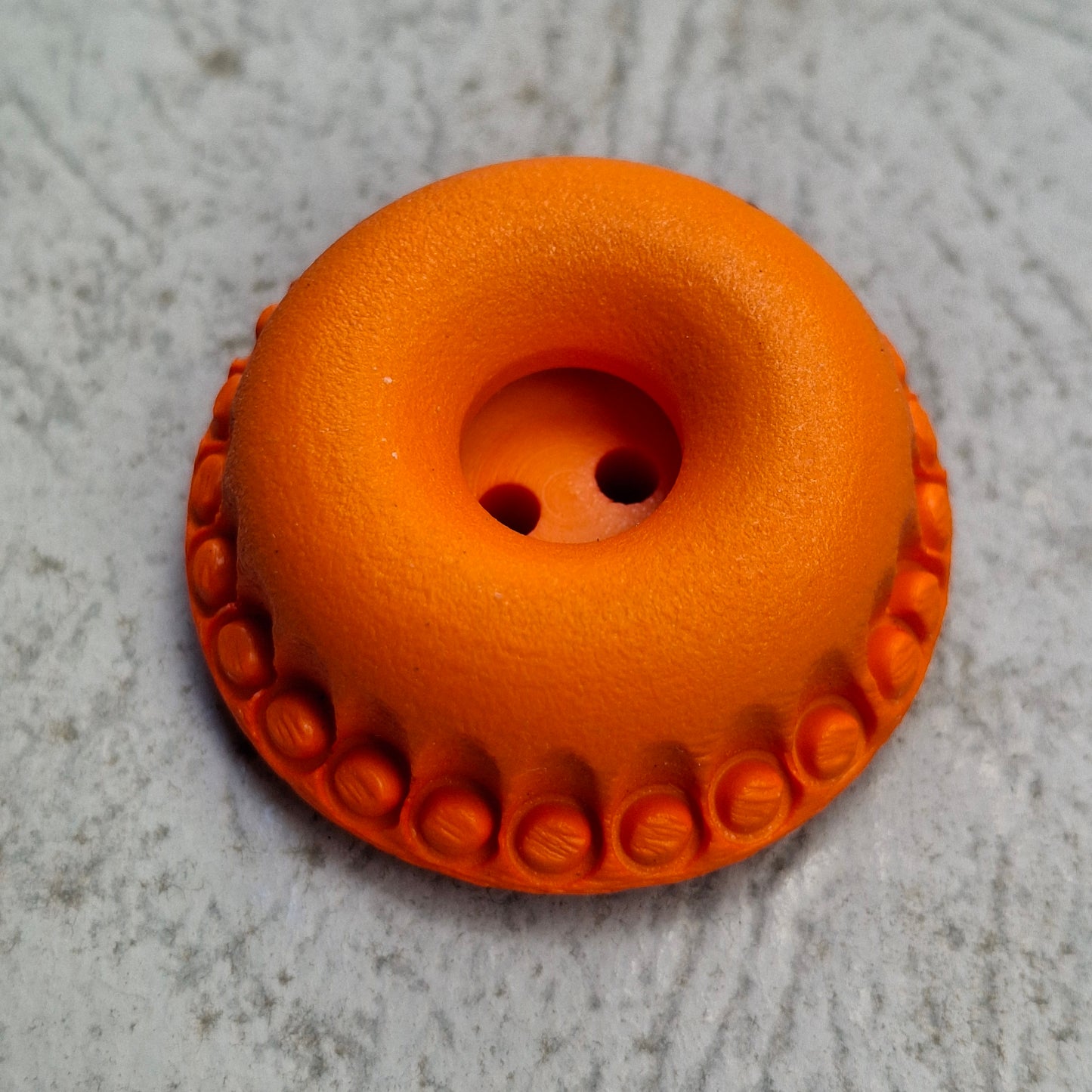 Bottone a Ciambella con Bordo a Sfere - arancio