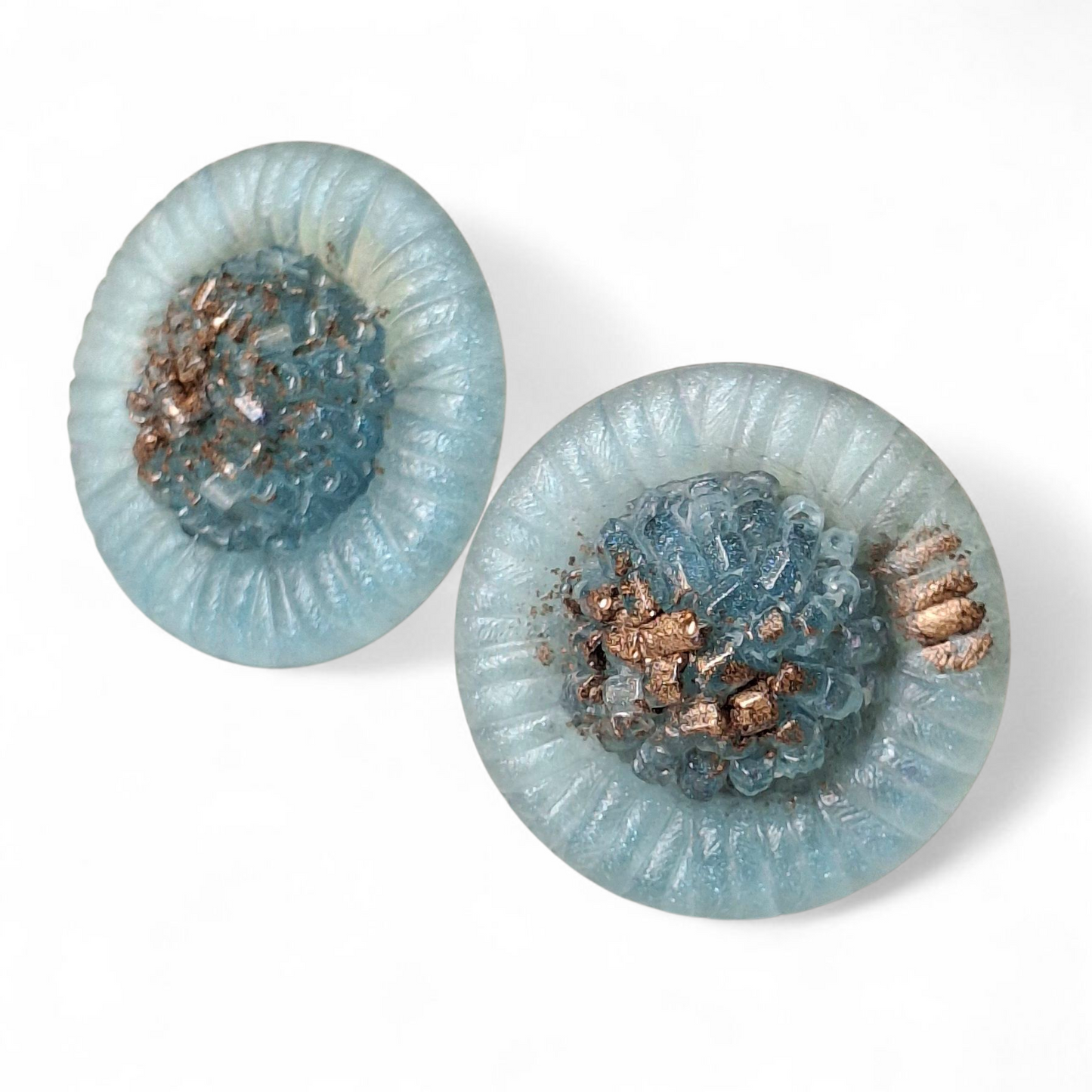 Orecchini “Indigo” in Resina – Archivio 60 Bijoux Vintage Artigianali