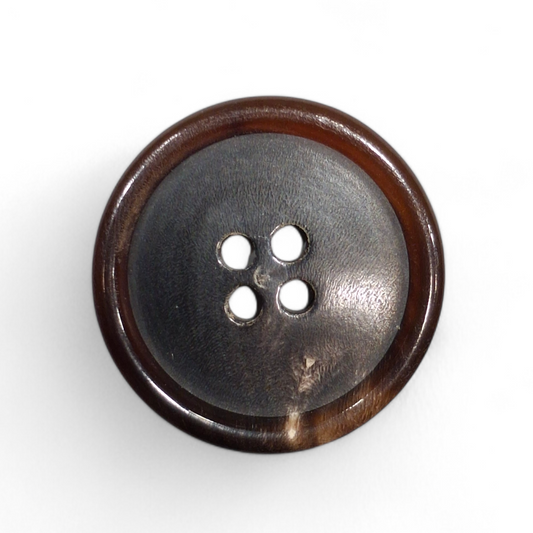 Imitation horn buttons natural raw finish