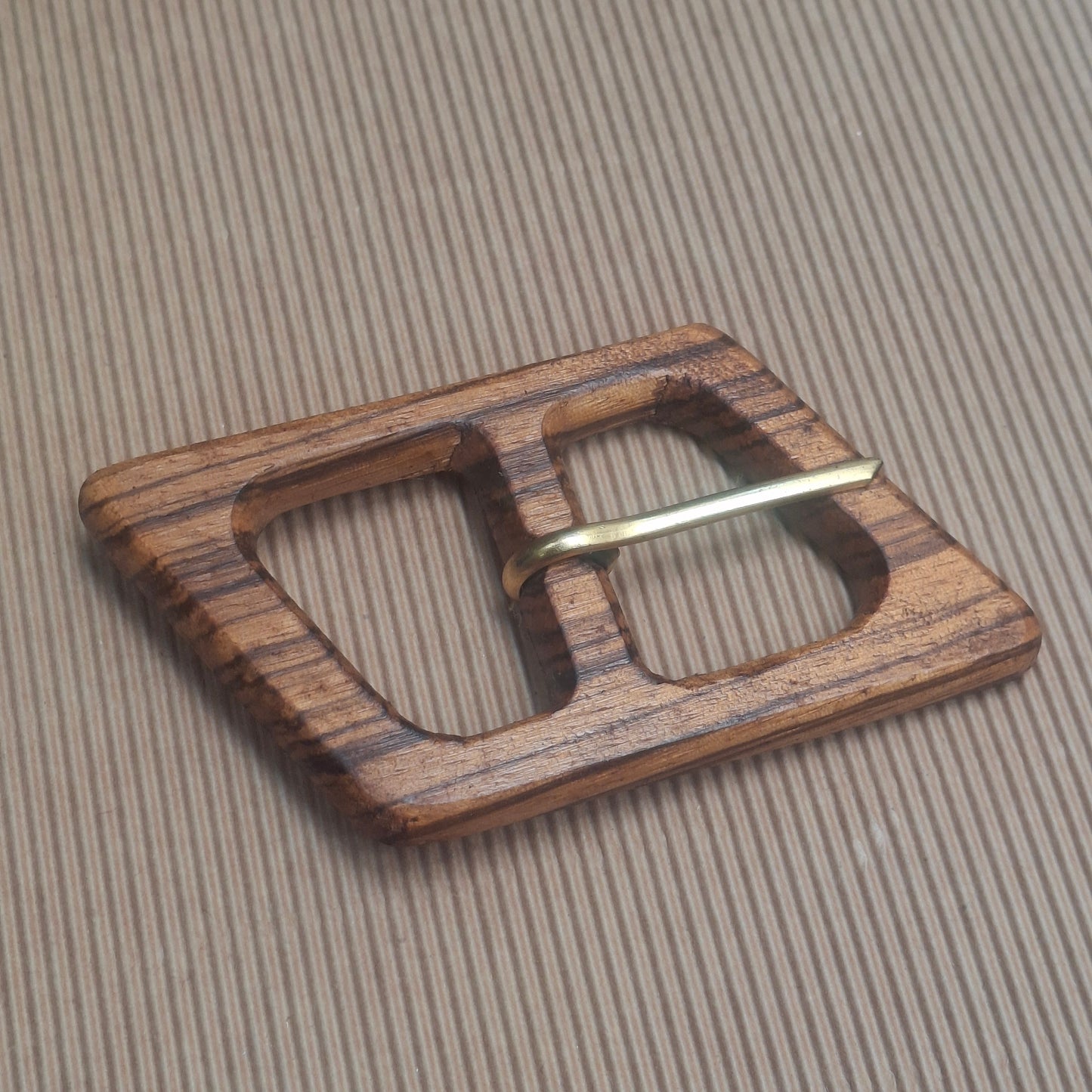 Fibbia vintage in legno zebrano 30 mm