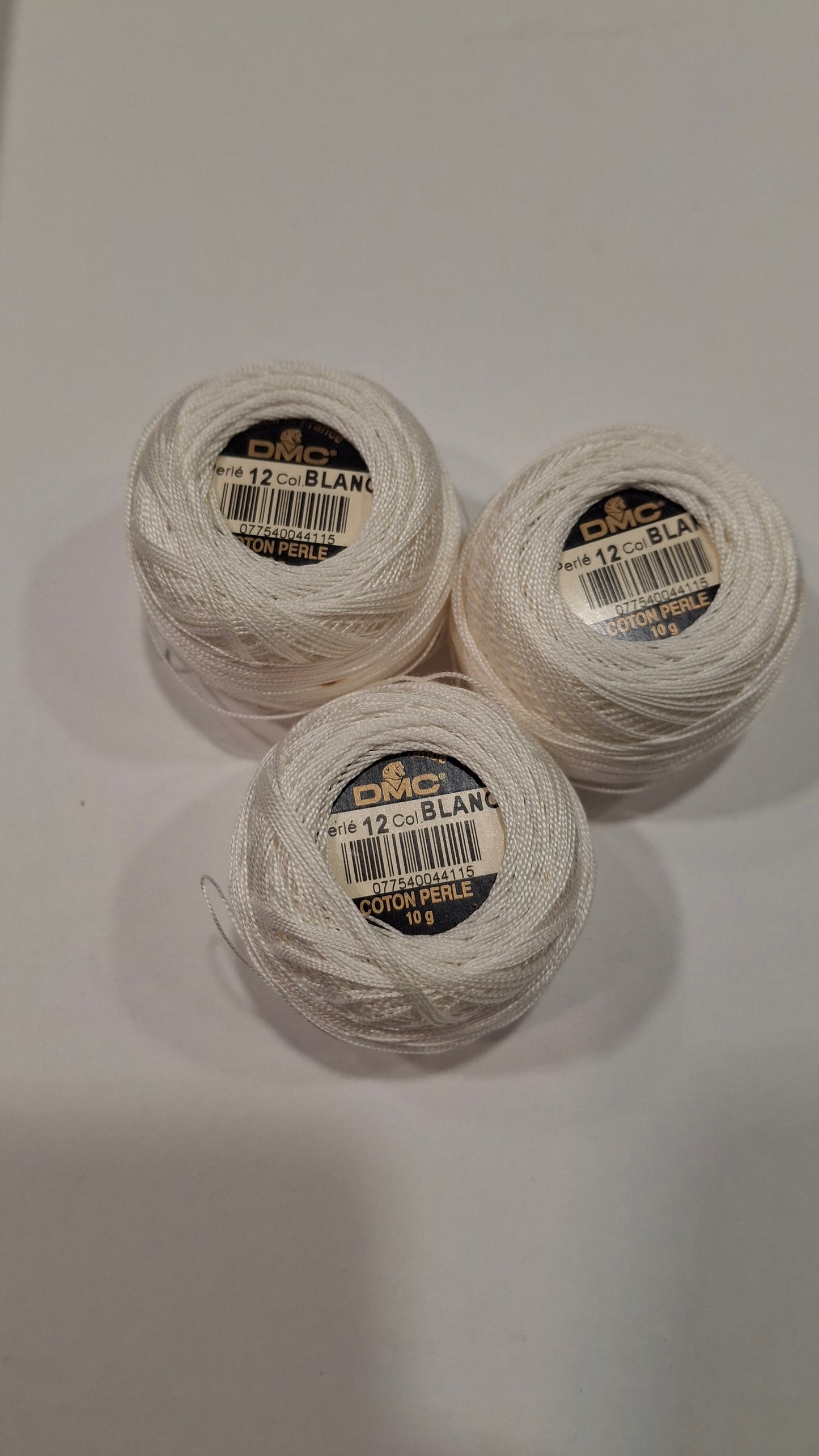 Cotone DMC Perlé in gomitoli – Titolo 12 - Col. blanc - Offerta stock 3 gomitoli
