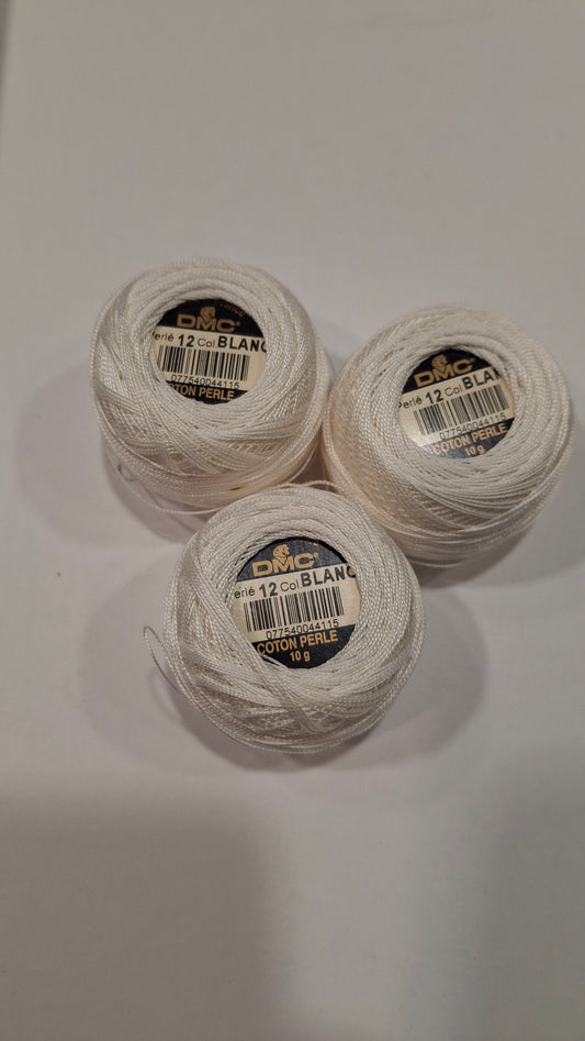 Cotone DMC Perlé in gomitoli – Titolo 12 - Col. blanc - Offerta stock 3 gomitoli