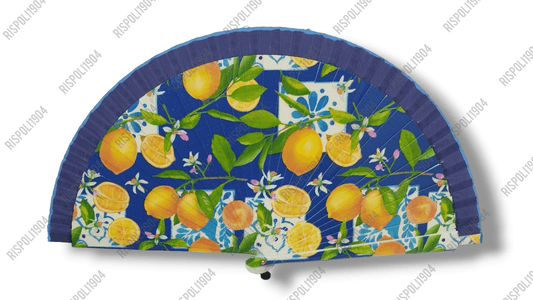 Ventaglio in legno stampa digitale con agrumi, limoni, arance, foglie. Apertura 42 cm. #6003-4 - Merceria Rispoli