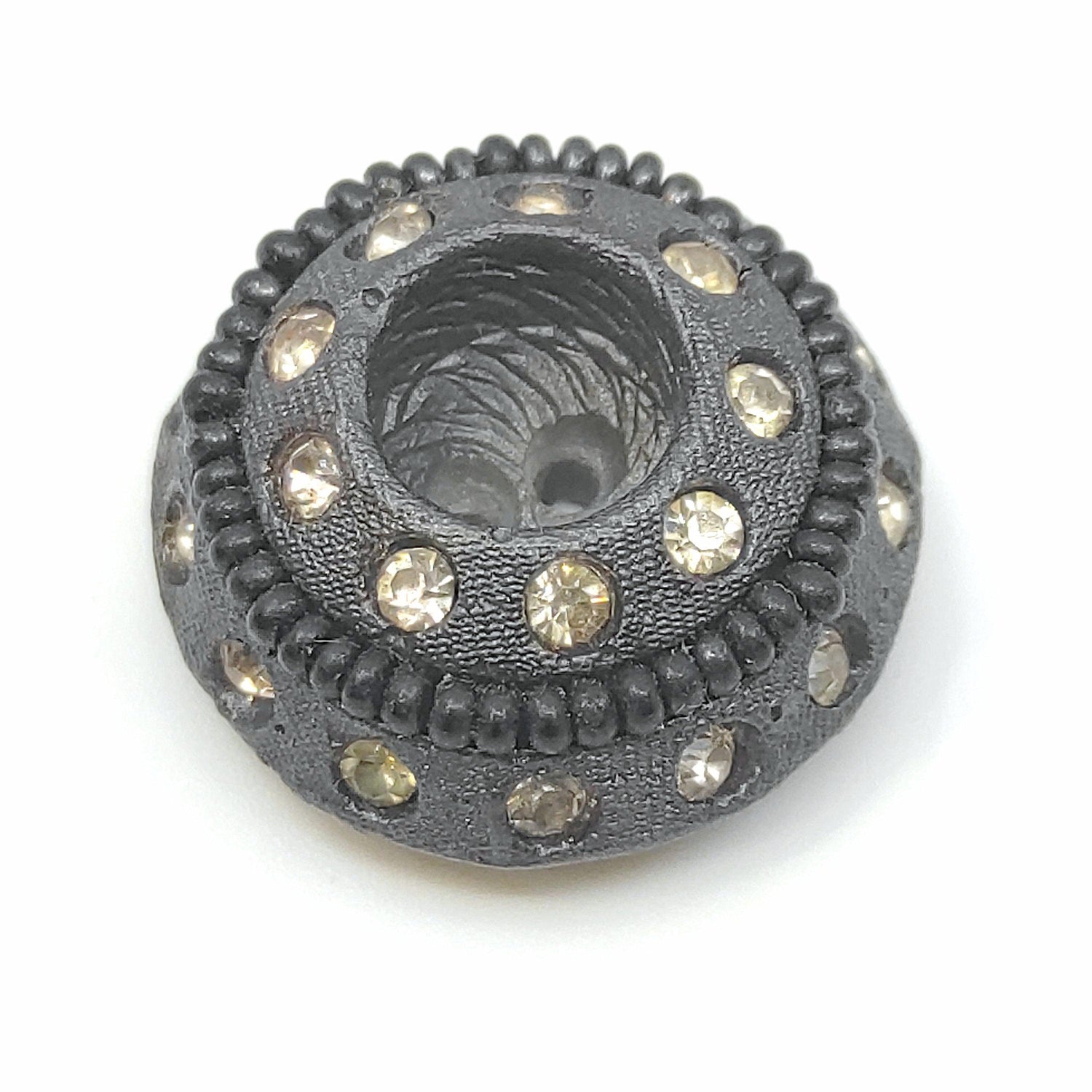 Bottone vintage in galalite a forma di "vulcano", con strass #024 - Merceria Rispoli