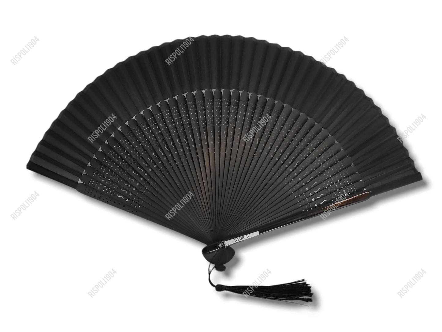 Very light fan with bamboo wood and fabric handle. Opening 42cm. #5108-5